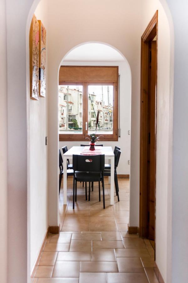 Edificio La Sardana Apartment Емпуриабрава Екстериор снимка