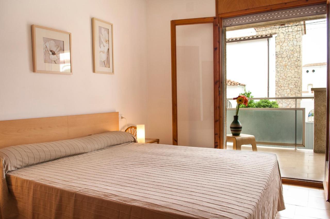 Edificio La Sardana Apartment Емпуриабрава Екстериор снимка